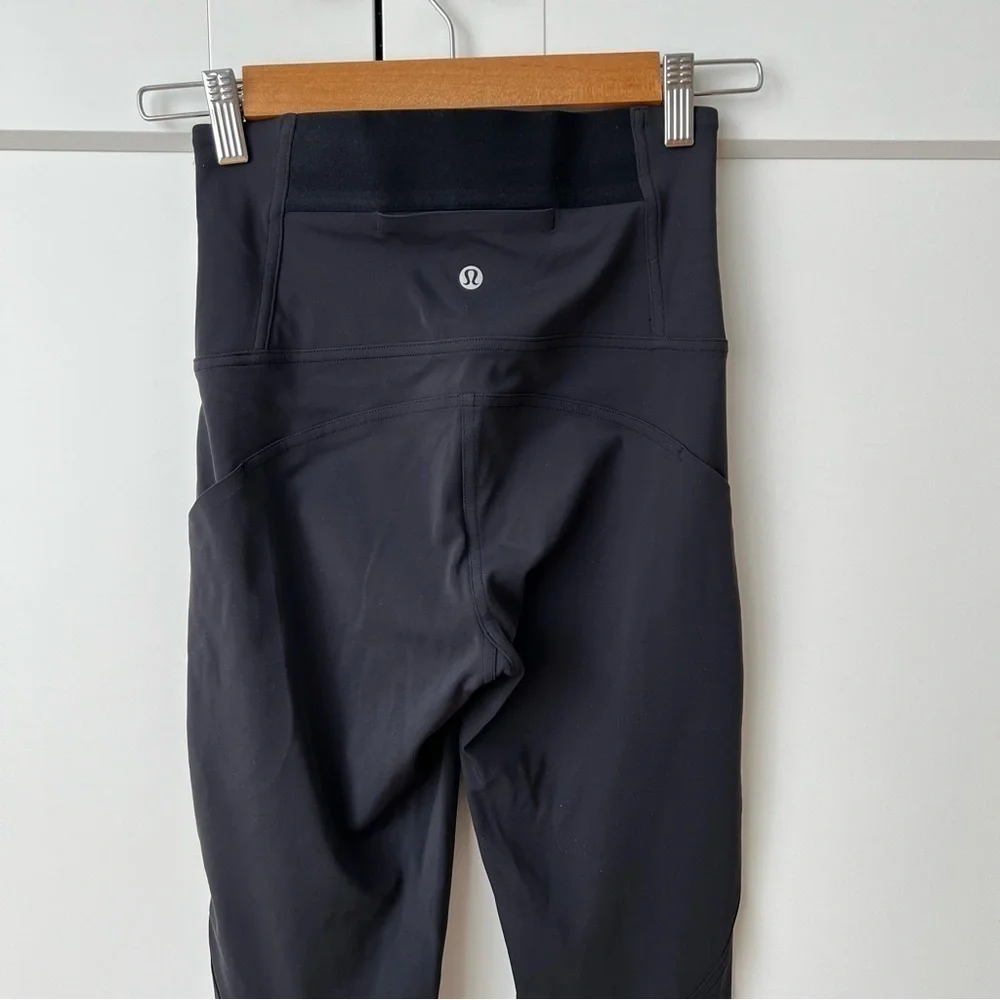 Lululemon Rogue Renegade Super High Rise Tight 25